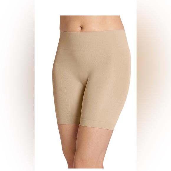 🔴 3/$12 Jockey Seamless Beige No Chafe Slipshorts! NEW! Size Medium. - Picture 2 of 9